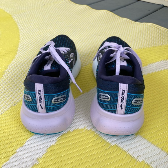 Brooks Women's Glycerin 20 Neutral Running Shoe/ Like New - Picture 3 of 5
